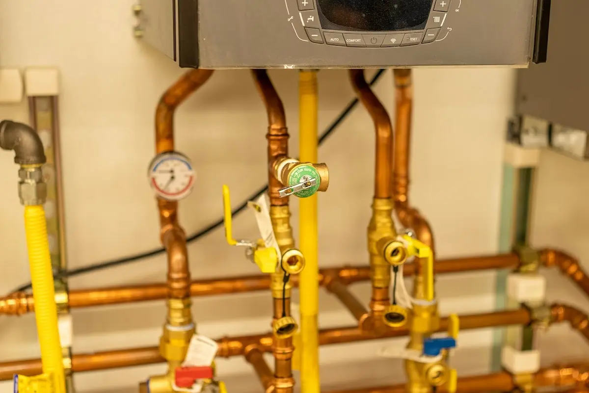 Licensed technician providing Slab Leak Repair for a homeowner in Dallas